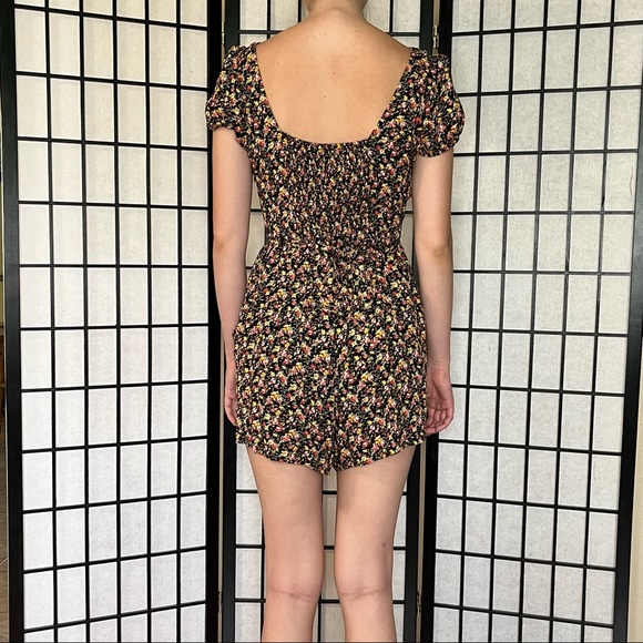 CUTE ROMPER - Picture 2 of 3